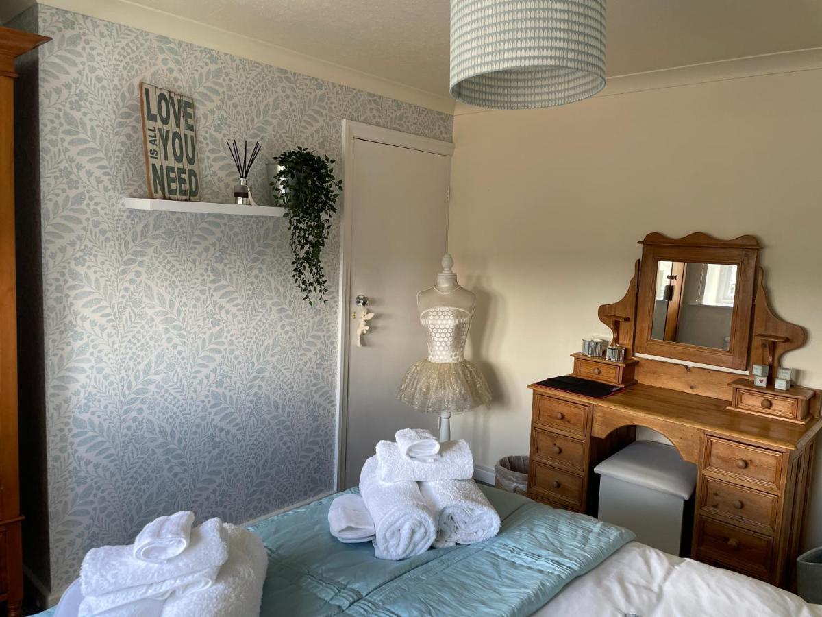 Cute And Cosy 2 Bed Cottage Honley Exterior foto